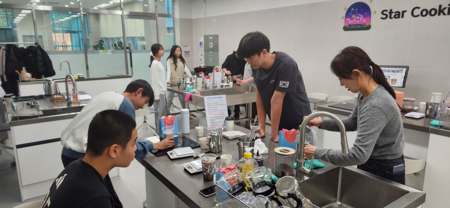 2026 겨울방학 특강 프로그램 (카페, 재봉틀, 수어) 이미지